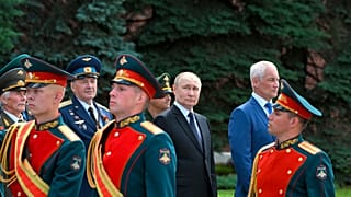 Belouszov védelmi miniszter és Putyin elnök 