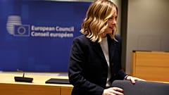 Italiens Ministerpräsidentin Giorgia Meloni trifft am Mittwoch, den 17. April 2024, zu einem Rundtischgespräch im Rahmen eines EU-Gipfels in Brüssel ein. 