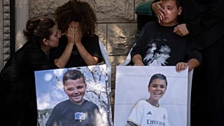 Abitanti di Majdal Shams ricordano due dei dodici giovani morti sabato in un attacco sulle Alture del Golan, 29 luglio 2024