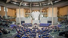 Künftig sollte es nur noch 630 Abgeordnete im Deutschen Bundestag geben.