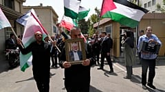 Tahran Üniversite Konseyi üyeleri, Hamas lideri İsmail Haniye'nin öldürülmesini kınamak için gösteri düzenledi.