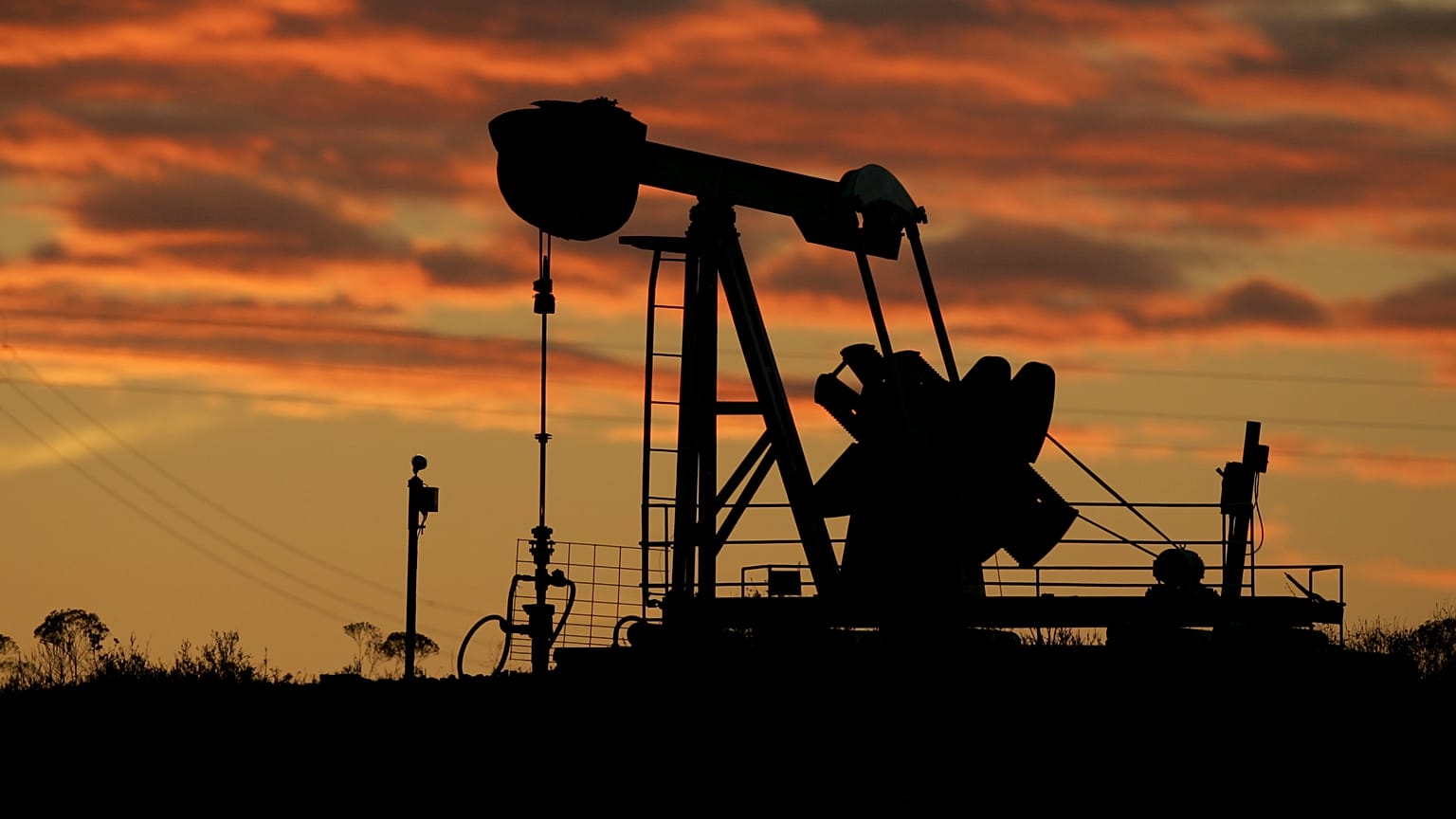 Campo de petróleo (foto de arquivo)