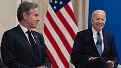 ABD Dışişleri Bakanı Blinken (solda) ve ABD Başkanı Biden