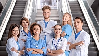 عکس تزئینی است