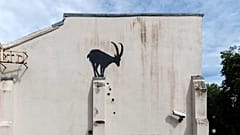 Banksy revelou que a obra de arte é de sua autoria através do Instagram