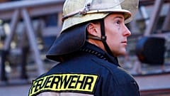 Feuerwehr kämpft nach Hoteleinsturz in Kröv - SYMBOL ARCHIVBILD 