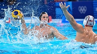 Jansik Szilárd (b) és az amerikai Ryder Dodd a 2024-es párizsi nyári olimpia bronzmeccsén