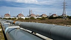 Vue de la centrale nucléaire de Zaporijjia, à Enerhodar, dans la région de Zaporijjia, sur un territoire sous contrôle militaire russe, dans le sud-est de l'Ukraine, 01.05.22