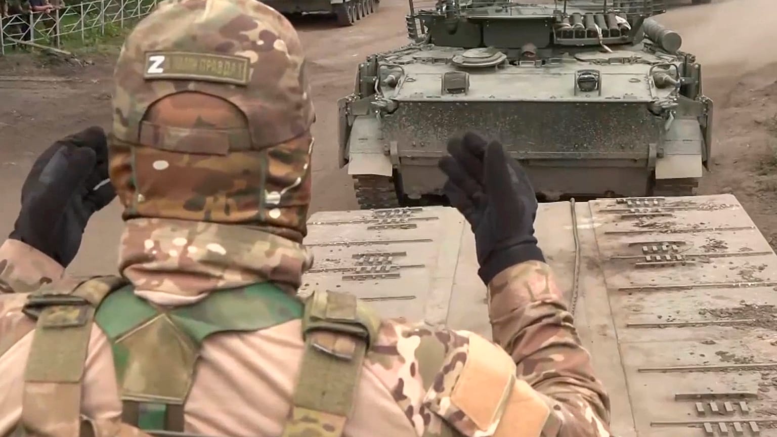 Переброска российской военной техники в Курскую область
