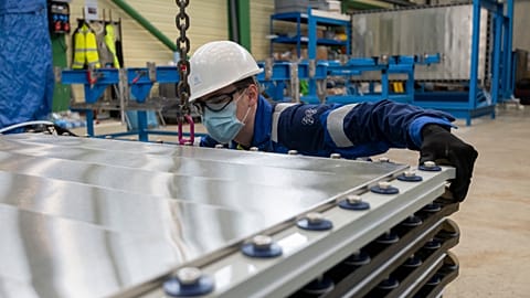 In 2018, Thyssenkrupp Nucera‘s 2 MW green hydrogen demonstrator plant started operations at Carbon2Chem, Thyssenkrupp's pilot plant in Duisburg, Germany.