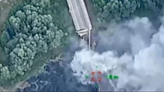a strategically important bridge over the river Seym is destroyed by Ukrainian troops