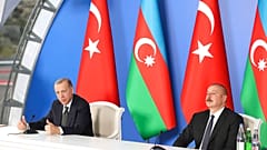 Recep Tayyip Erdoğan ve İlham Aliyev, Karabağ'da açılışı gerçekleştirilen Zengilan Havalimanı etkinliğinde basın mensuplarıyla bir araya geldi, 20 Ekim 2022
