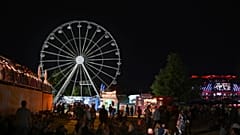  اندلاع حريق في مهرجان هايفيلد بالقرب من لايبزيغ، ألمانيا، الأحد 18 أغسطس 2024. 