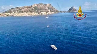 Οι έρευνες των ιταλικών αρχών στην περιοχή του ναυαγίου