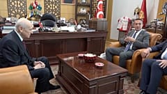 '17-25 Saati' sağ üstte görüntüleniyor (Ekran görüntüsü MHP'nin resmi X hesabından alınmıştır)