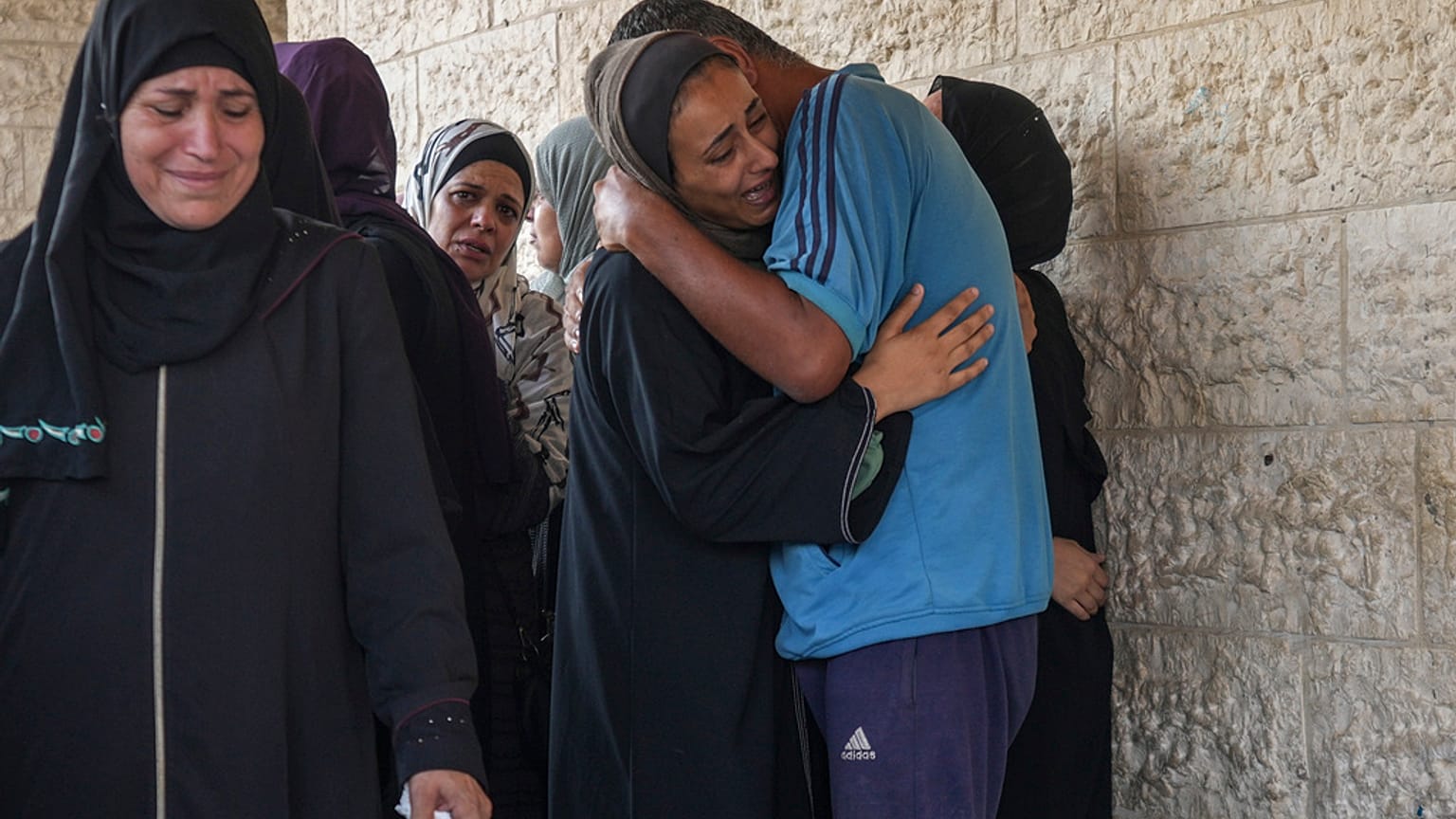 خاکسپاری کشته‌شدگان فلسطینی در غزه