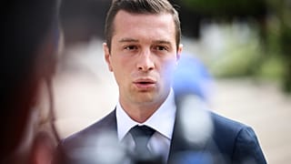 Jordan Bardella wird bald ins Europäische Parlament zurückkehren.