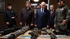 Rusya Devlet Başkanı Vladimir Putin 13 yıl sonra ilk kez Çeçenistan Cumhuriyeti'ni ziyaret etti.