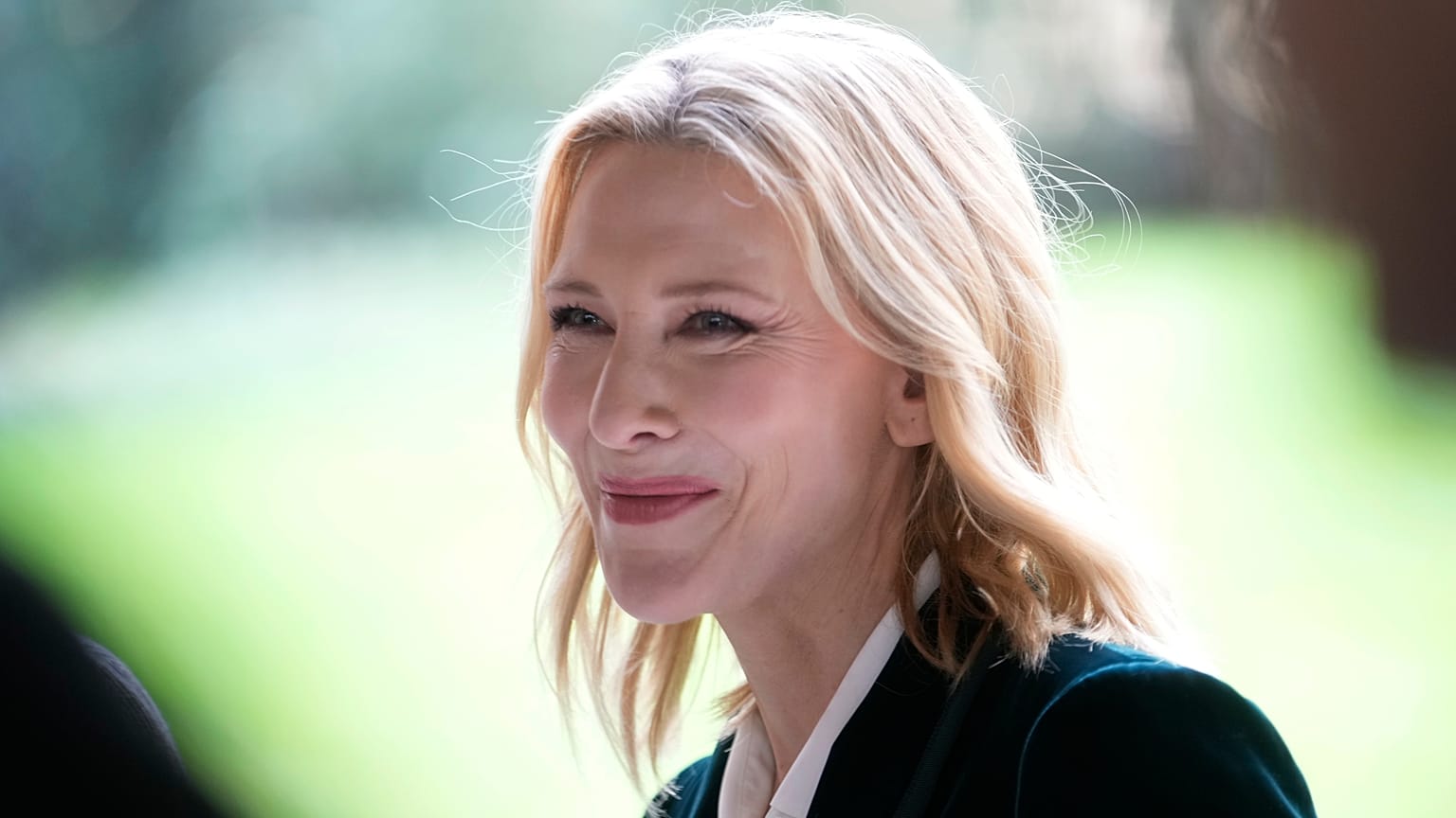 Cate Blanchett tiyatroya geri dönüyor.