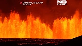 İzlanda'nın güneybatısındaki Reykjanes yarımadasında bulunan bir yanardağ patladı. 
