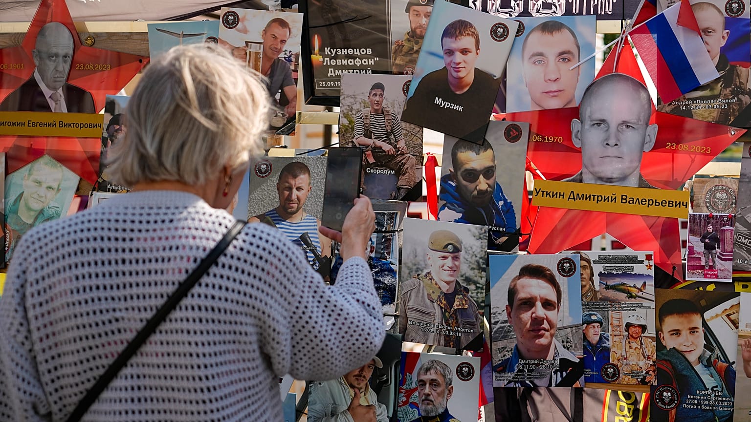Il memoriale per la morte di Yevgeny Prigozhin