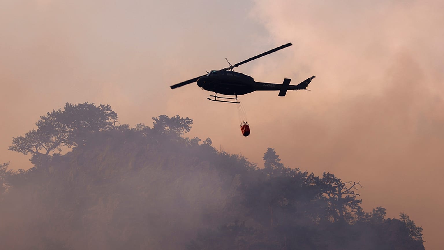 La situation à Žrnovnica s'est stabilisée et aucun des 250 pompiers n'a été blessé. 