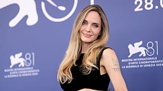 أنجلينا جولي في جلسة تصوير لفيلم "ماريا" خلال مهرجان البندقية السينمائي في إيطاليا، 29 أغسطس 2024.