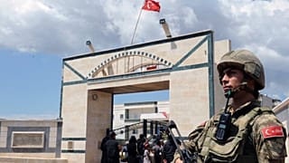 LANDCOM'un ilk 30 Ağustos paylaşımında yer verdiği fotoğraf