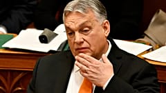 La CJCE a infligé à la Hongrie une amende de 200 millions d'euros, qui doit être payée en une seule fois.