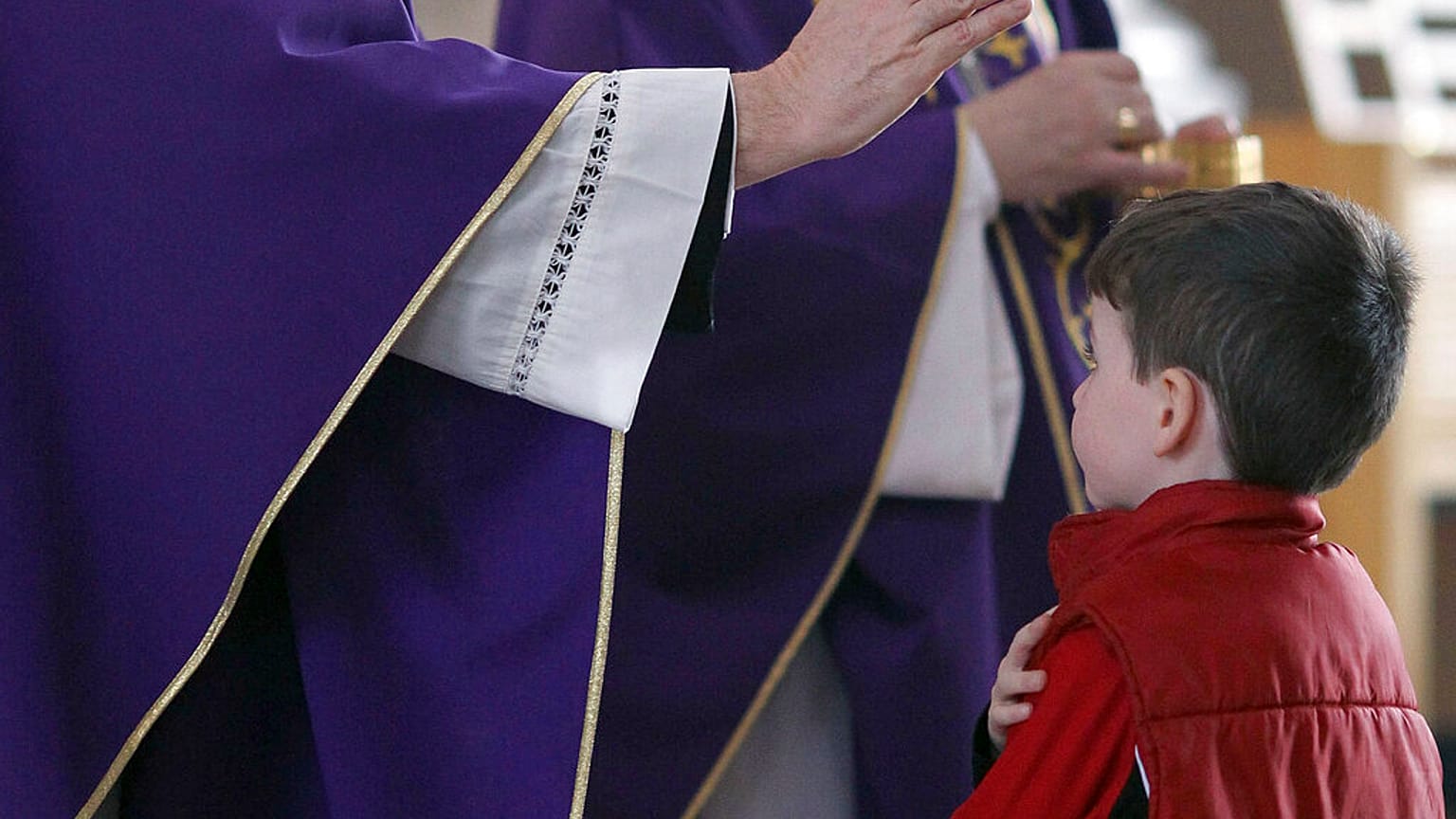 Nelle scuole cattoliche irlandesi si sarebbero perpetrati per decenni abusi sessuali su minorenni