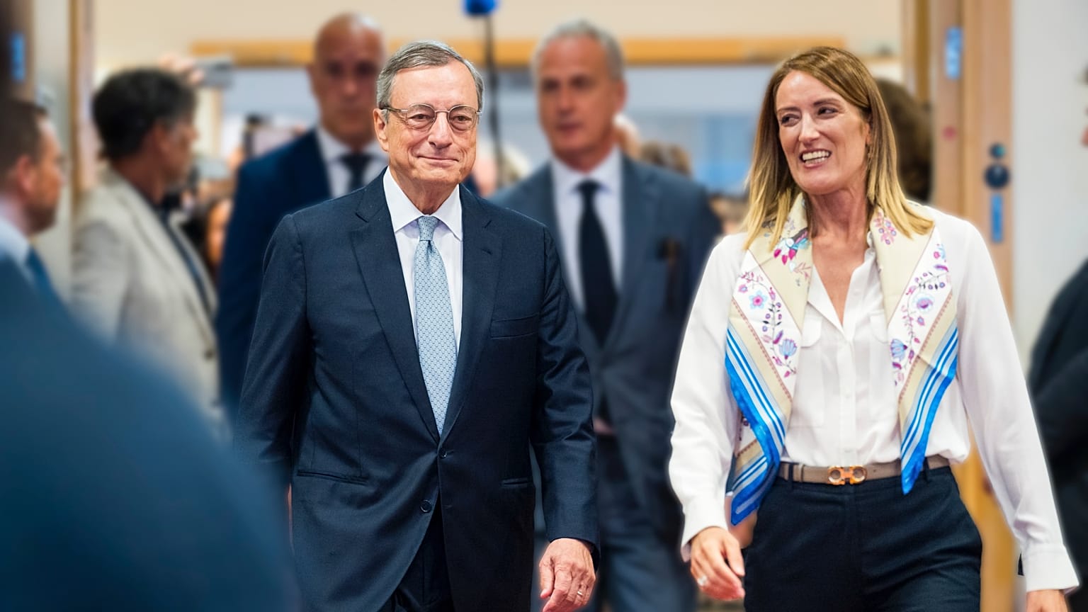 Mario Draghi arrives with European Parliament President Roberta Metsola
