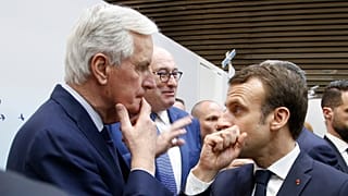 Michel Barnier és Emmanuel Macron