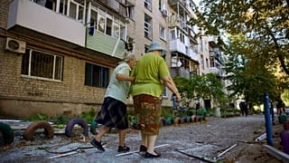 Ataque russo na cidade ucraniana de Nikopol mata rapariga de 16 anos e faz três feridos