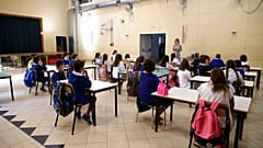 Zu Beginn des Schuljahres fehlen an den portugiesischen Schulen rund 800 Lehrer. 