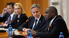 Antony Blinken et David Lammy rencontrent le ministre ukrainien des Affaires étrangères Andriiy Sybiha au ministère des Affaires étrangères à Kyiv, le mercredi 11 septembre