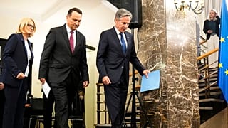 وزير الخارجية الأمريكي أنتوني بلينكن، ووزير الخارجية البولندي رادوسلاف سيكورسكي يصلان لحضور مؤتمر صحفي في وارسو، بولندا، الخميس 12 سبتمبر 2024.