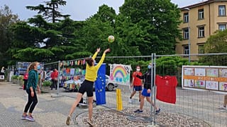 Volleyball across borders in 2020