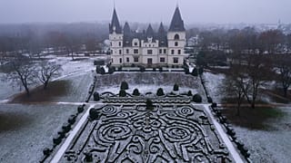 A drónnal készült felvételen a felújított tiszadobi Andrássy-kastély az átadás napján 2023. december 7-én. MTI/Máthé Zoltán