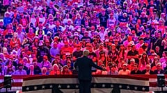 Trump a nassaui kampányrendezvényen