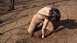 Gözde Mimiko Türkkan_(Turkey)_ Earth Fight, Video