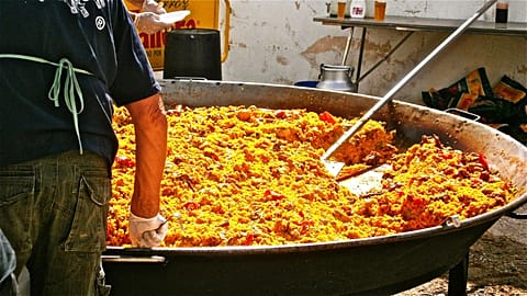 Here's the ultimate traditional paella recipe