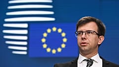 János Bóka, ministro húngaro de Asuntos Europeos, afirmó que su país no pagaría la multa de 200 millones de euros.