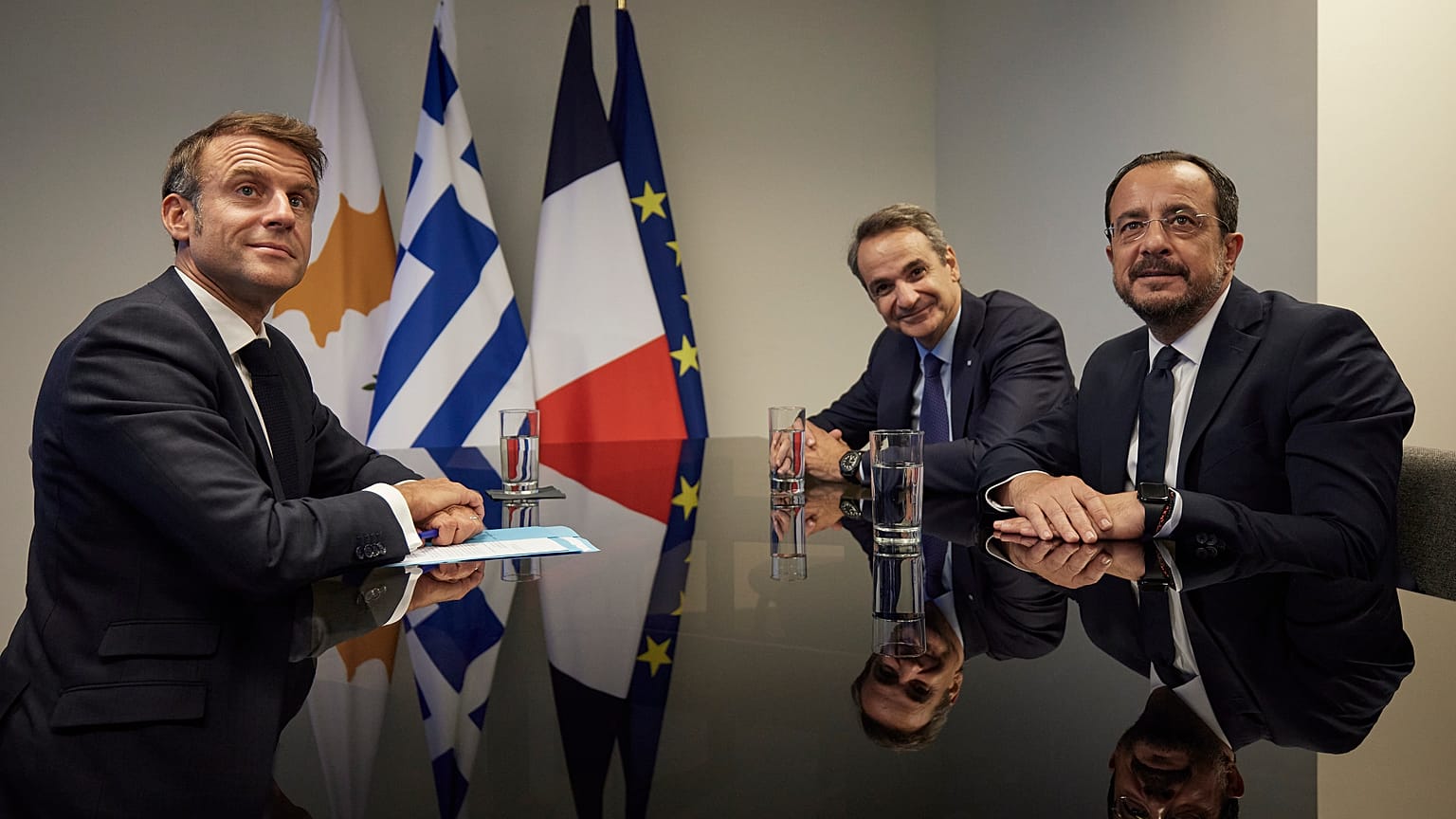 Εμανουέλ Μακρόν, Κυριάκος Μητσοτάκης και Νίκος Χριστοδουλίδης