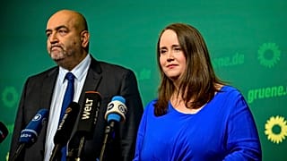 Die Grünen-Parteichefs Ricarda Lang und Omid Nouripour kündigen ihren Rücktritt an.