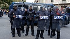 DOSYA FOTOĞRAFI - 19 Ekim 2019 Cumartesi günü İspanya'nın Barselona kentinde çevik kuvvet polisi. 
