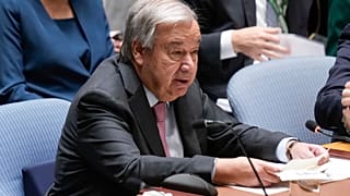 الأمين العام للأمم المتحدة أنطونيو غوتيريش يتحدث خلال اجتماع لمجلس الأمن في مقر الأمم المتحدة.