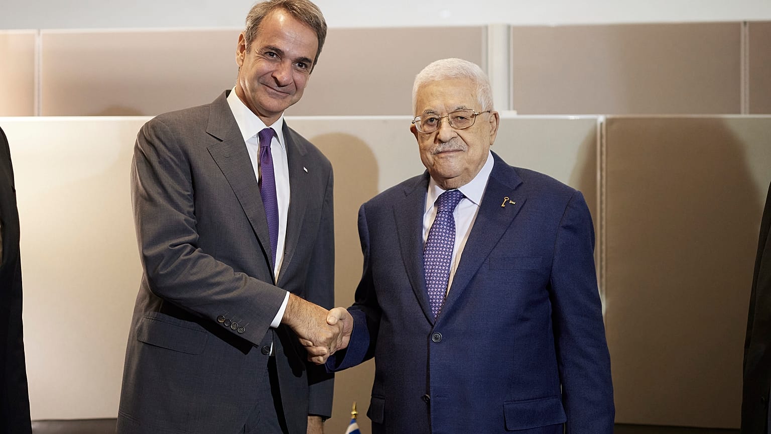 Κυριάκος Μητσοτάκης και Μαχμούντ Αμπάς