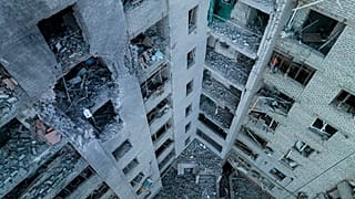 Bei einem nächtlichen Angriff auf Saporischschja wurden mindestens acht Menschen verletzt.