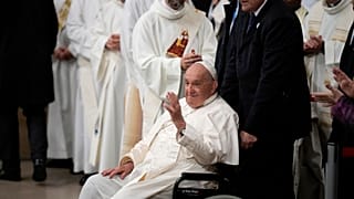 El Papa Francisco llega a Luxemburgo para iniciar una pequeña gira europea.