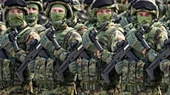 Soldados do Exército Sérvio atuam durante exercício militar na Base Aérea de Batajnica, perto de Belgrado